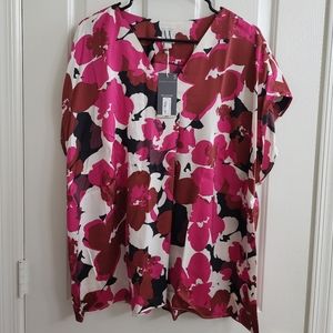 NWT Worthington V-neck blouse